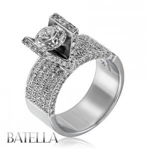 2.26 Ct Genuine H/VS2 Round Diamond Engagement Set in Pave 18k White Gold Ring
