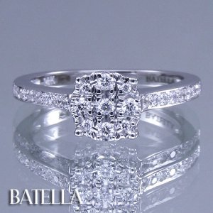 0.28 Ct E-F/VVS1-VVS2 Round Cut Pave Setting Natural Diamond Ring 14k White Gold