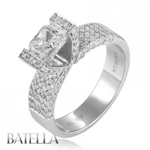 GIA Certified 2.44 Ct H/SI2 Cushion Pave Diamond Engagement Ring 18k White Gold