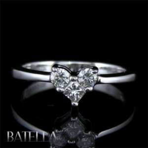 Holiday Gift .55 Ct E-F/VS2-SI1 Princess & Round Diamonds Heart Ring 14k W Gold