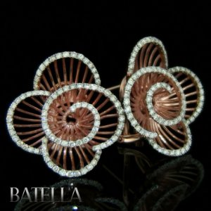 Unique 1.14 Ct VVS1 VS1 174 Round Cut Diamond Pave Flower Earrings 18k Pink Gold
