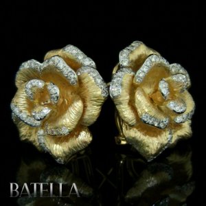 0.89 Ct G-H VVS2 VS1 Round Cut Diamond Cocktail Flower Earrings 18k Yellow Gold