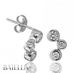 0.46 Ctw F-G VS1-SI1 Round Cut Diamond Set In Bezel Stud Earrings 18k White Gold