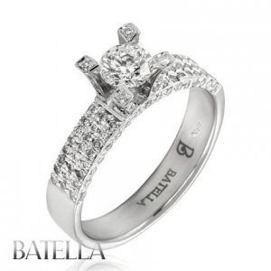 .92 Carat G SI2 EX Round Cut Diamond Pave Setting Engagement Ring 18k White Gold