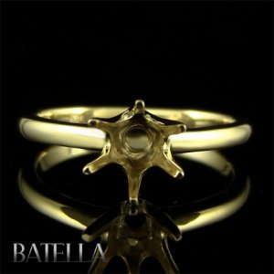Solitaire Setting Mounting Engagement Ring 18k Yellow Gold For Round Diamond