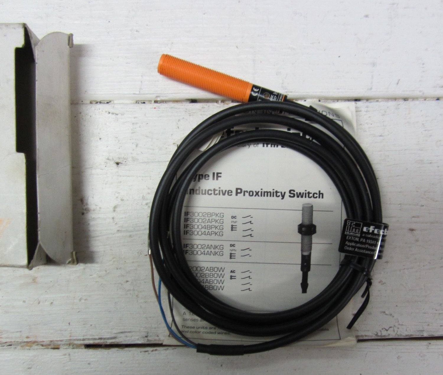 IFM Efector IF5317 Inductive Proximity Switch Sensor IF3002APKG