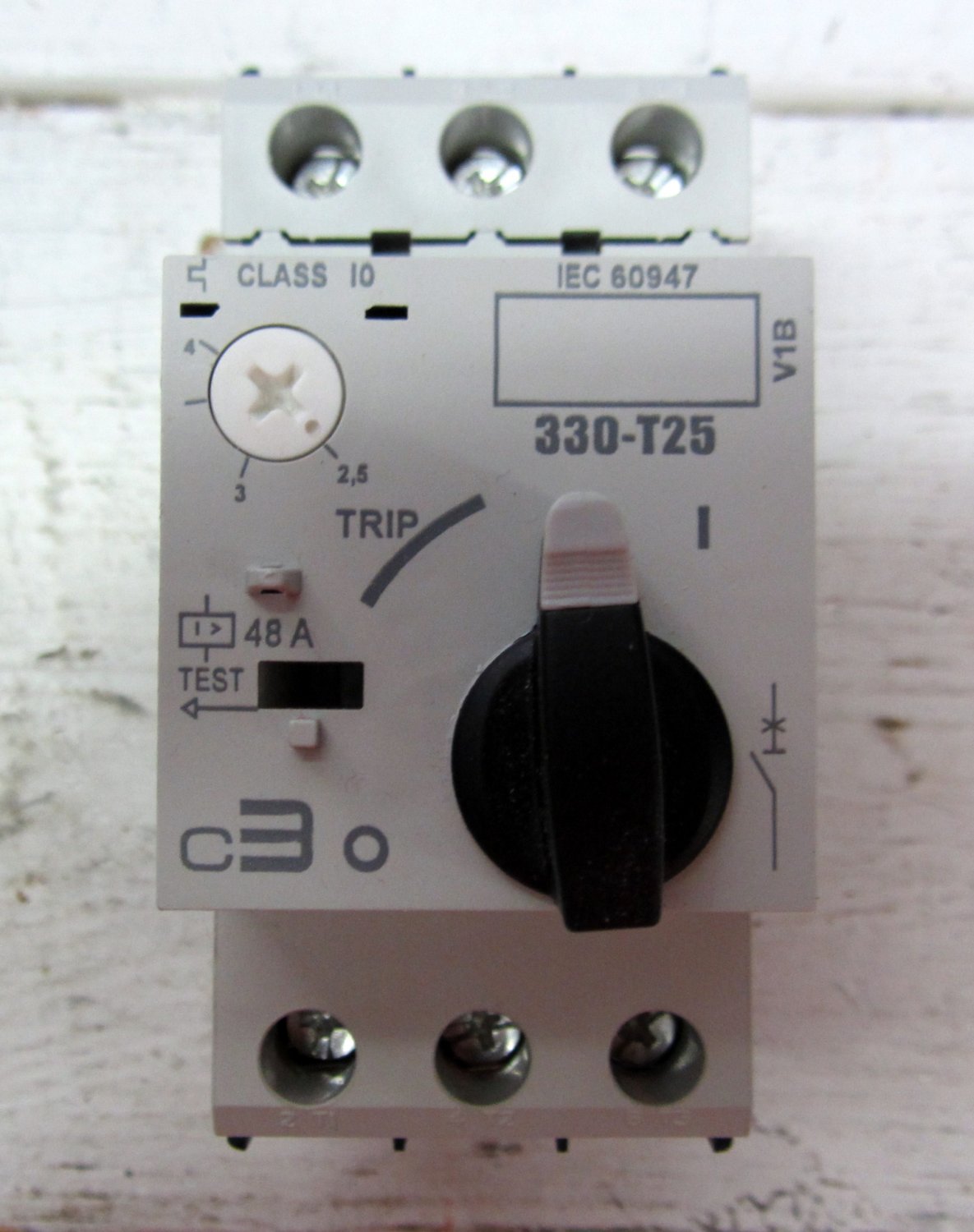 C3 Controls 330-T25S2D40 Circuit Motor Protector 2.5 - 4 Amp Overload Trip 330T25S2D40