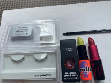 MAC COSMETICS MAKEUP LOT OF 5 ITEMS