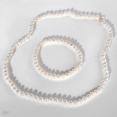 Pearl Necklace