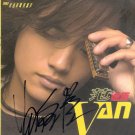 Fan Yi Chen Autographed Album