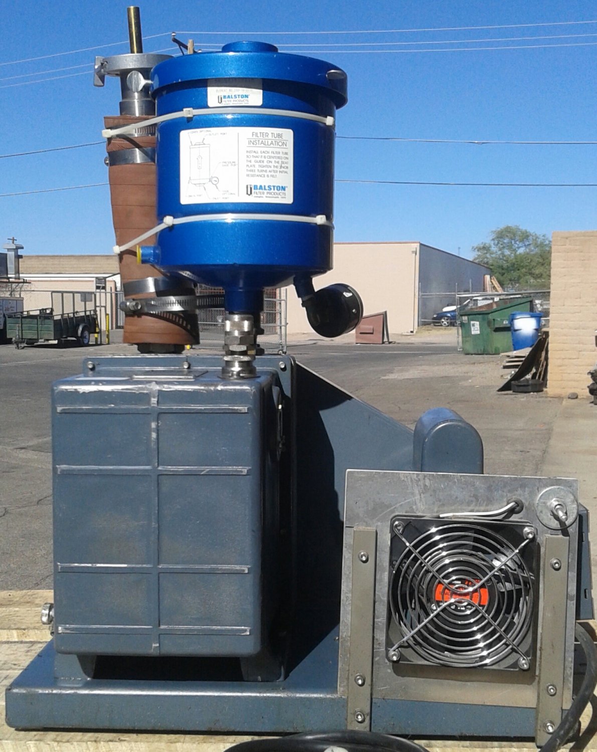 WELCH 1376 DUOSEAL VACUUM PUMP WITH ACCESSORIES