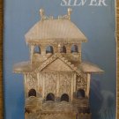 Alexandra Avierpopulou Choo. Silver. A Guide to the Collections of the National Museum of Singapore. Alexandra Avierpopulou Choo. Silver. A Guide to the Collections of the National Museum of Singapore.