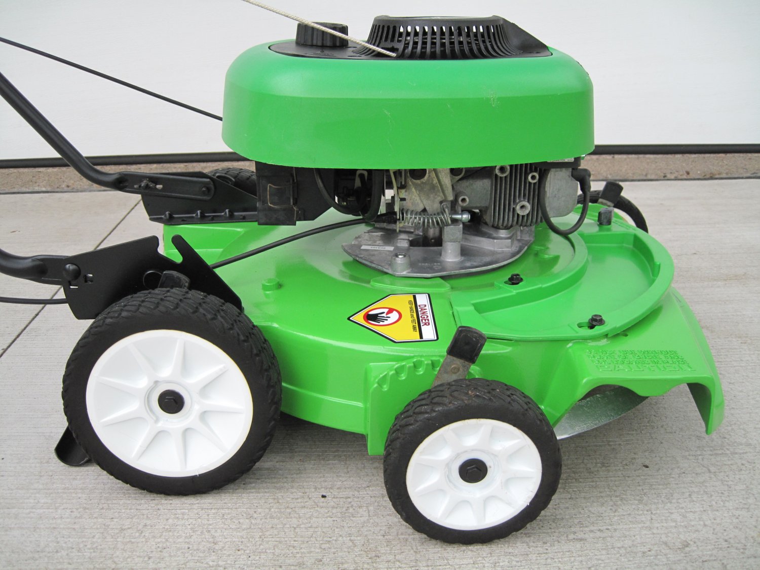 LawnBoy Gold Pro Series 10424 21" Push Lawn Mower 6.5 HP Duraforce