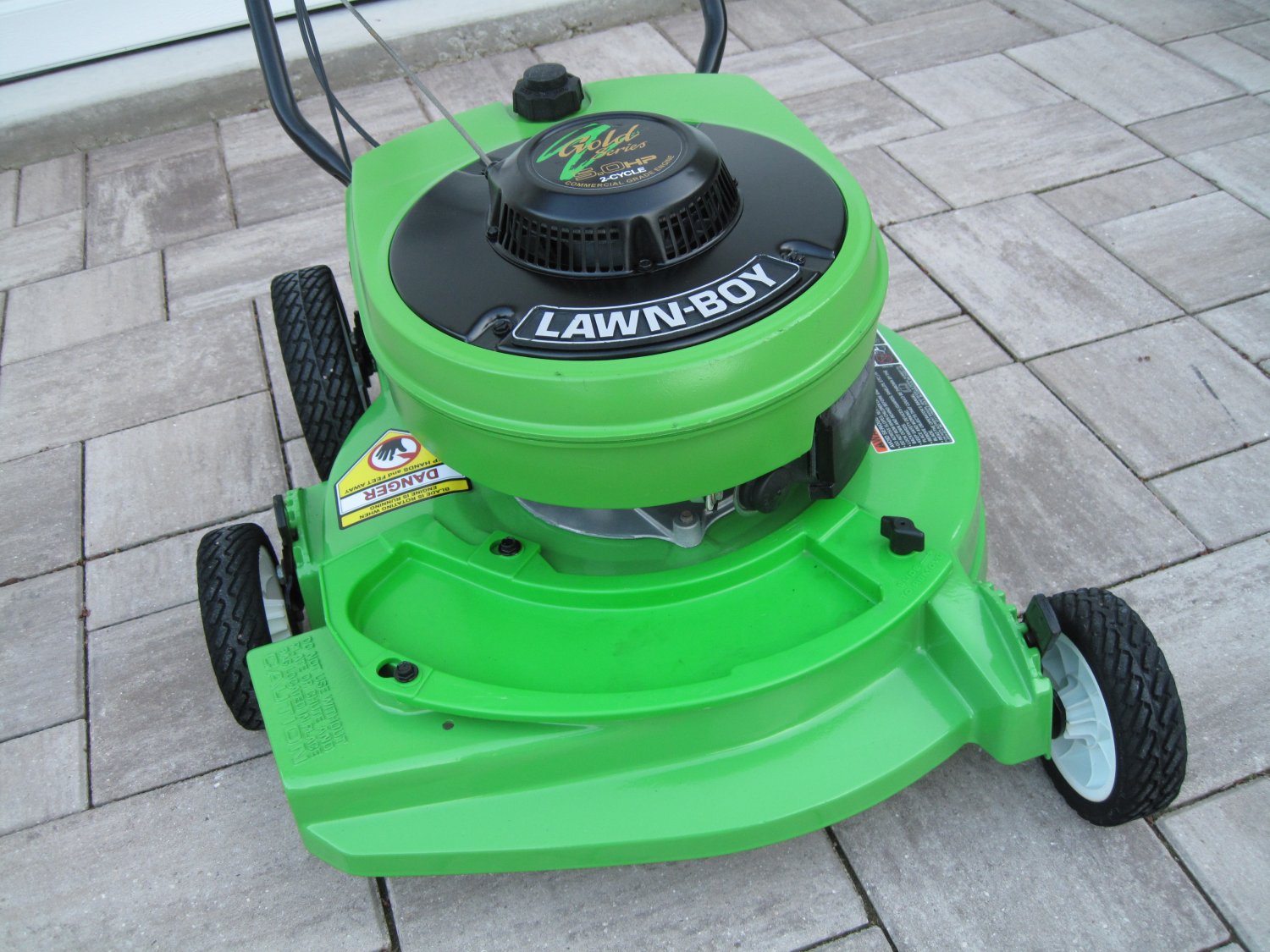 LawnBoy Gold Series 10401 19" Push Lawn Mower 5.0 HP OMC F Engine 0683