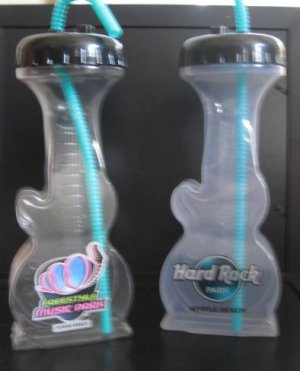 Hard Rock Park & Freestyle Music Park Guitar Beverage Holder