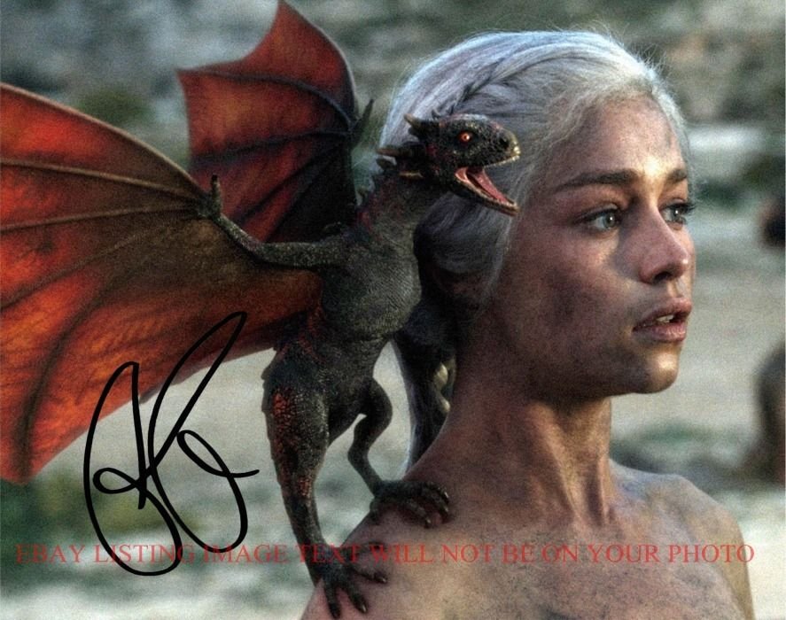 Emilia Clarke Mother Of Dragons Beaker Of Chains Signed