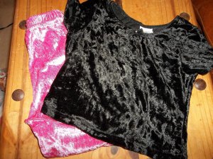 Simply Basic Black Velour Shirt and Pink Velour Pant Set Size 10-12