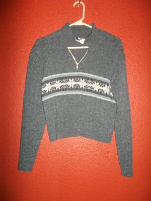Its Our Time Wool Sweater, Snow Flakes Size M