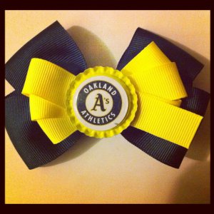 Oakland A's Bow