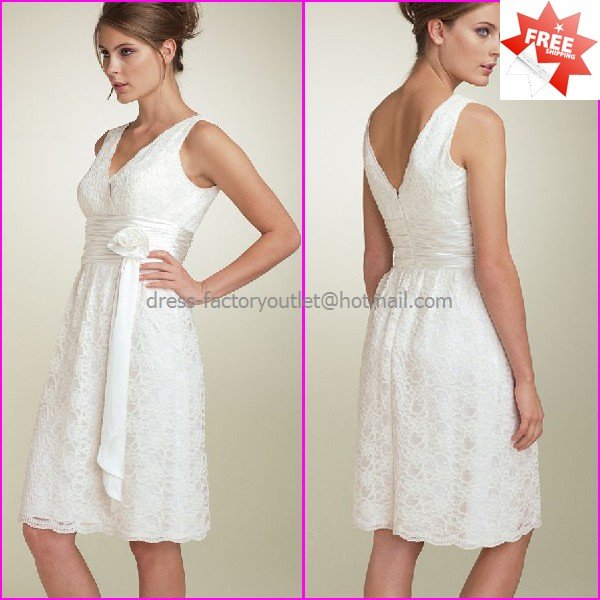 Short Lace Bridal Gown V-Neck A-line Knee Length White Wedding Dress L29