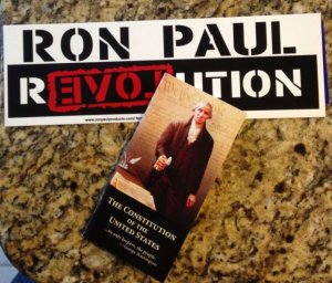 UNITED STATES POCKET CONSTITUTION & DECLARATION OF INDEPENDANCE RON PAUL STICKER