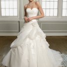The new style elegant  appliques wedding dress B1654