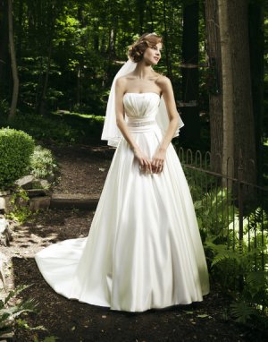 A-line designer crystal satin elegant wedding dress S0037