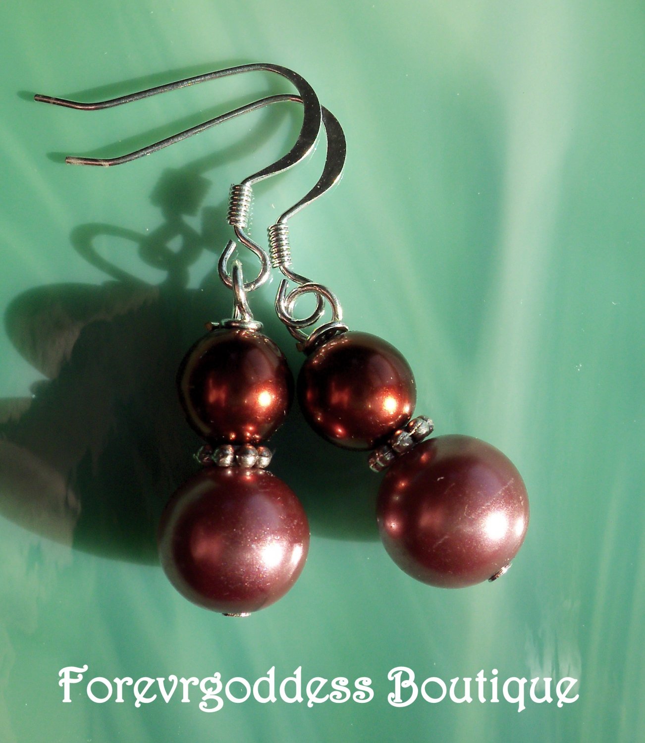 Brown and copper pearl