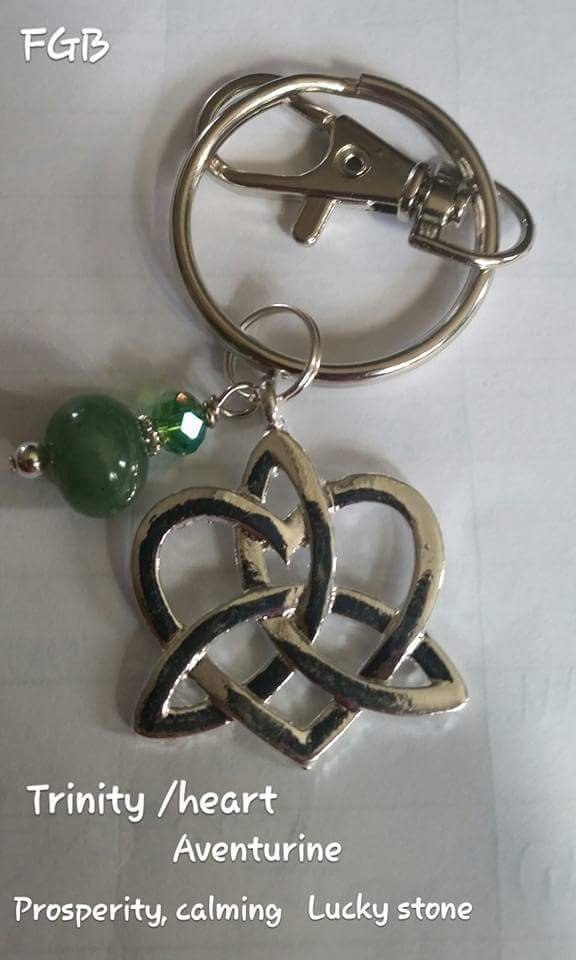 Celtic trinity heart Keychain