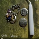 Child charm -Moon