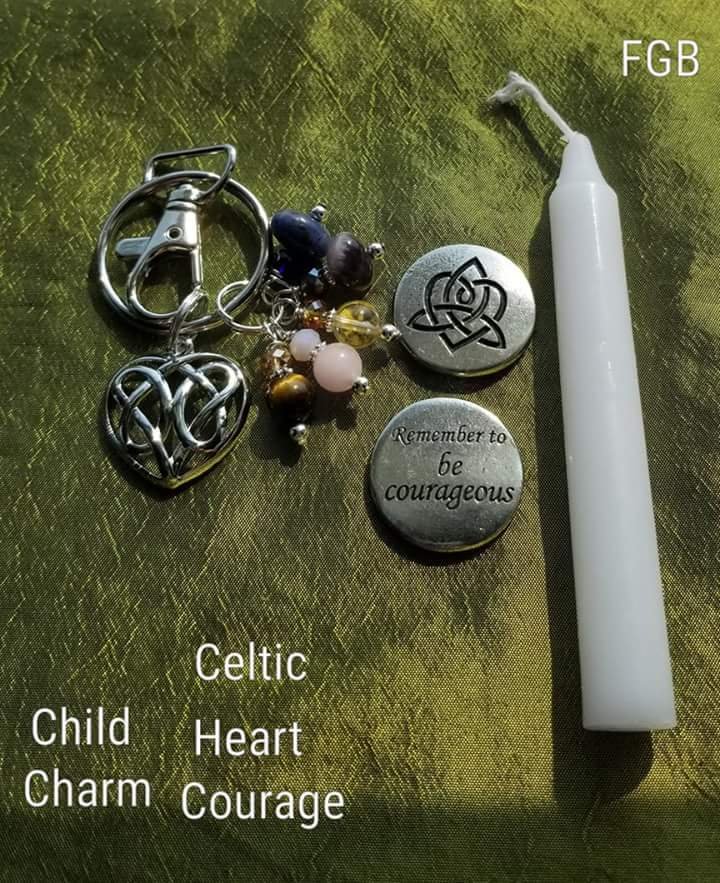 Child charm Celtic Heart