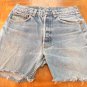 !!!FREE SHIPPING!!! LEVI'S 501cut off jean 30x3 inch.