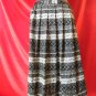!!!FREE SHIPPING!!Vtg.70s polyester black and white graphic skirt.