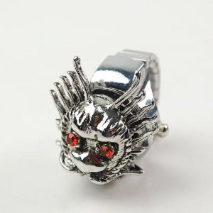 Lady's Stainless Steel Silvery Ring Watch with Red Diamond Kirin Cover