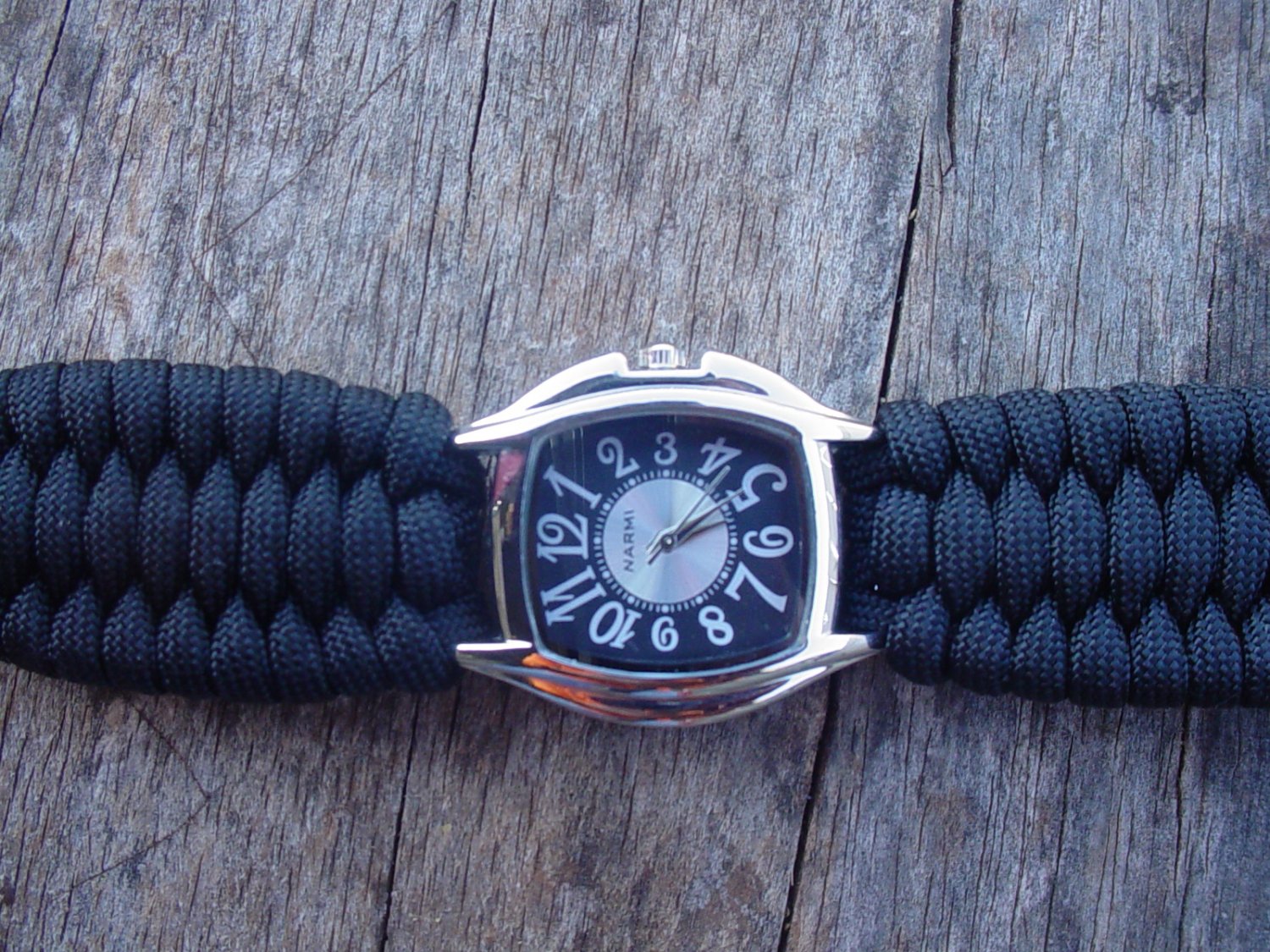 Paracord Survival Watch