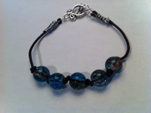 Crackle Bead Leather bracelet