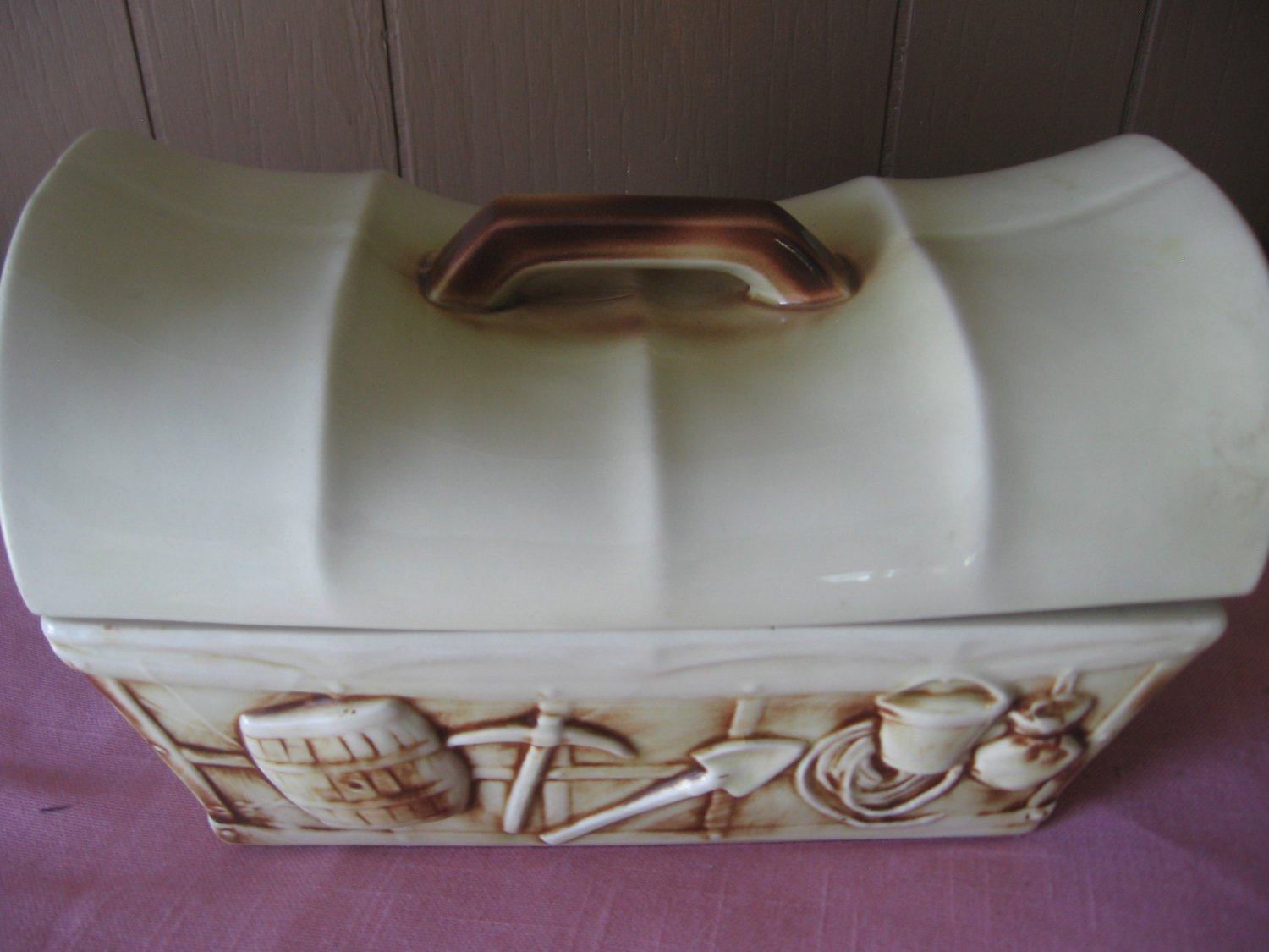 Vintage Mccoy El Rancho Casserole Food Warmer Chuck Wagon Cookie Jar