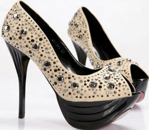latest golden crastal high heels/silver and black diamond pumps