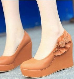 elegant bear-skin-like brown leather with sweet flower women fashion high heel  shoes