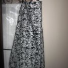 Multi Use Change Your Look Nursing Cover: Black and White