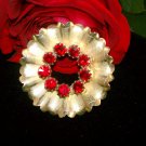 Vintage goldtone wreath flower deep red rhinestones brooch pin