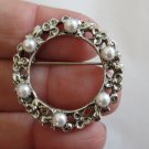 Wreath faux pearls three leaf clover simple timeless pin brooch vintage