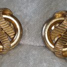 signed crown Trifari ribbon earrings elegant vintage gold tone timeless ribbed