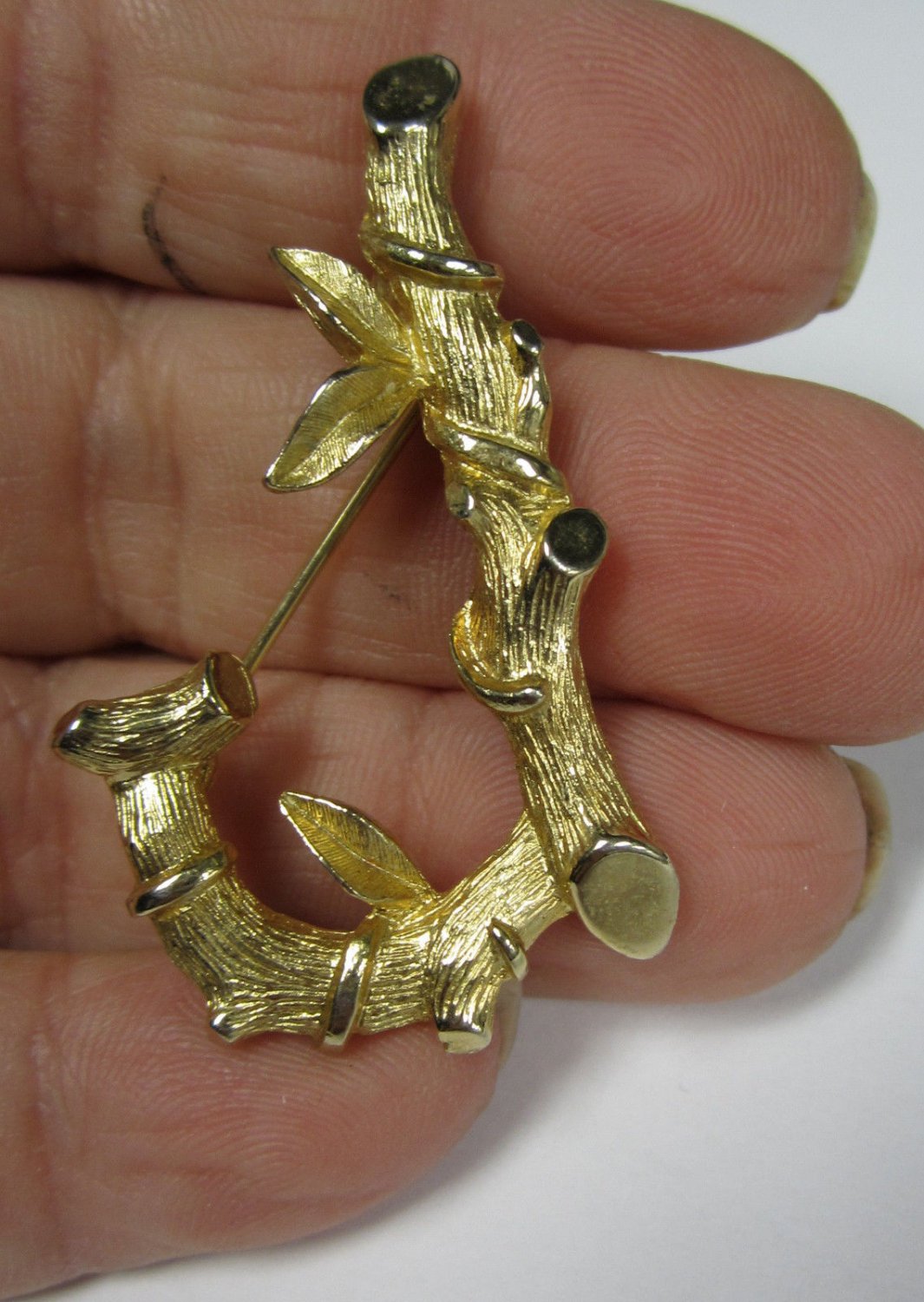 Sarah conventry ABC Collection "J" gold tone vintage collectable