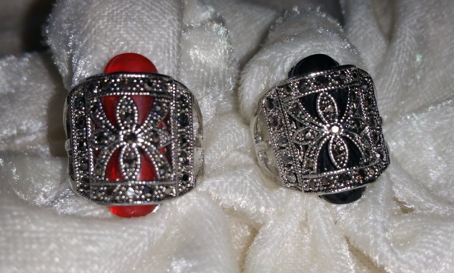Medieval Style Vintage looking Retro spider Halloween Silver tone Marcasite ring