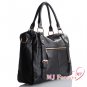 Hebe in Noir