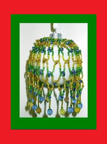 Download VICTORIAN INSPIRED BEADED CHRISTMAS ORNAMENT COVER PATTERN - TUTORIAL #X-08 - .pdf