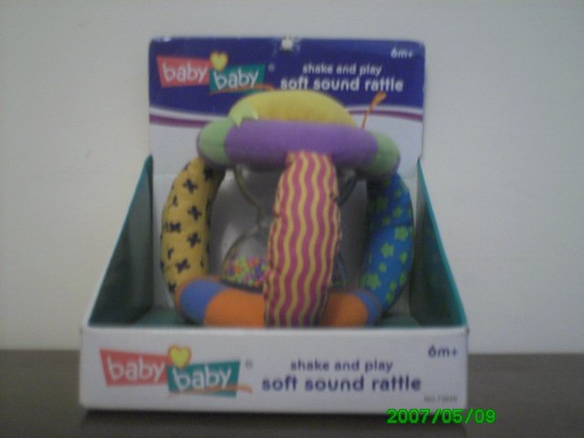 BabyBaby - Shake and play soft sound rattle
