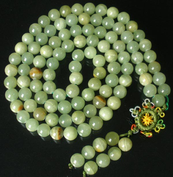 108 Tibet Light Green Gemstone 0.4inch Bead Buddhist Prayer Mala Necklace