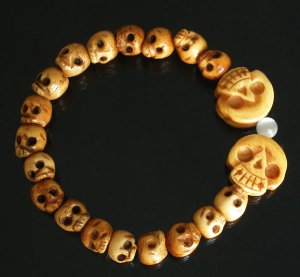 Tibet & Nepal Yak Bone Hand Carved Skulls Chain Bracelet IZ26